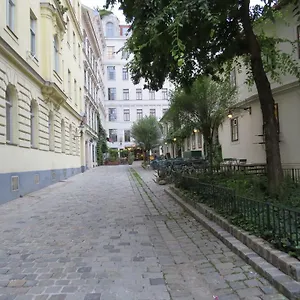 Апартаменты Spittelberg Schrankgasse, Вена