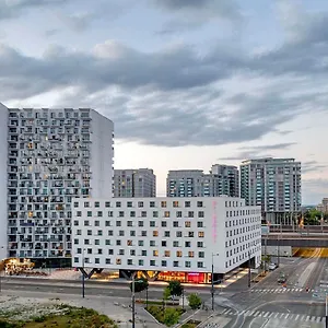Prize By Radisson, *** Viena