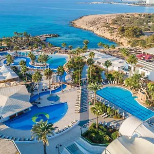 Rezort Adams & (adults Only) *****