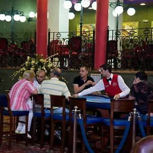 Hotel Hrizantema ***